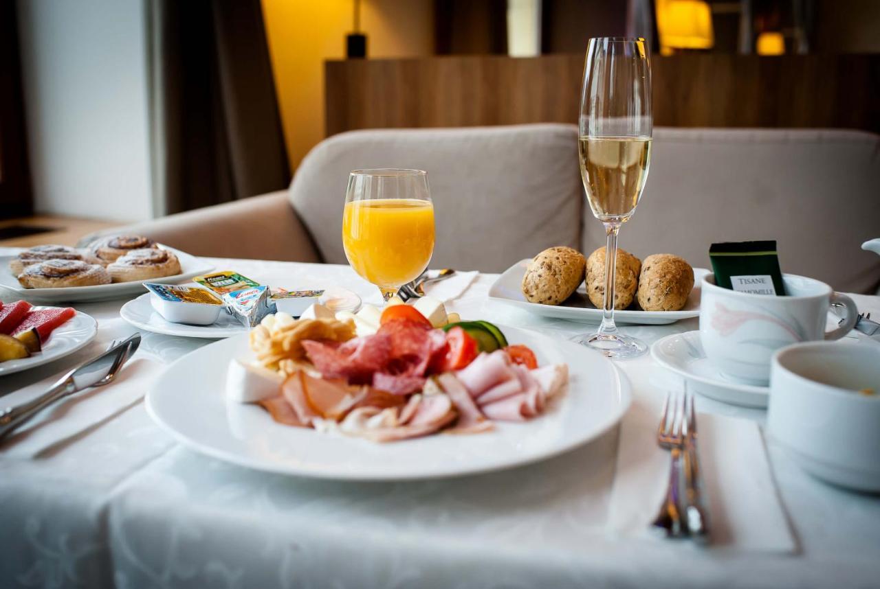 Hotel Elizabeth Trencin Ngoại thất bức ảnh