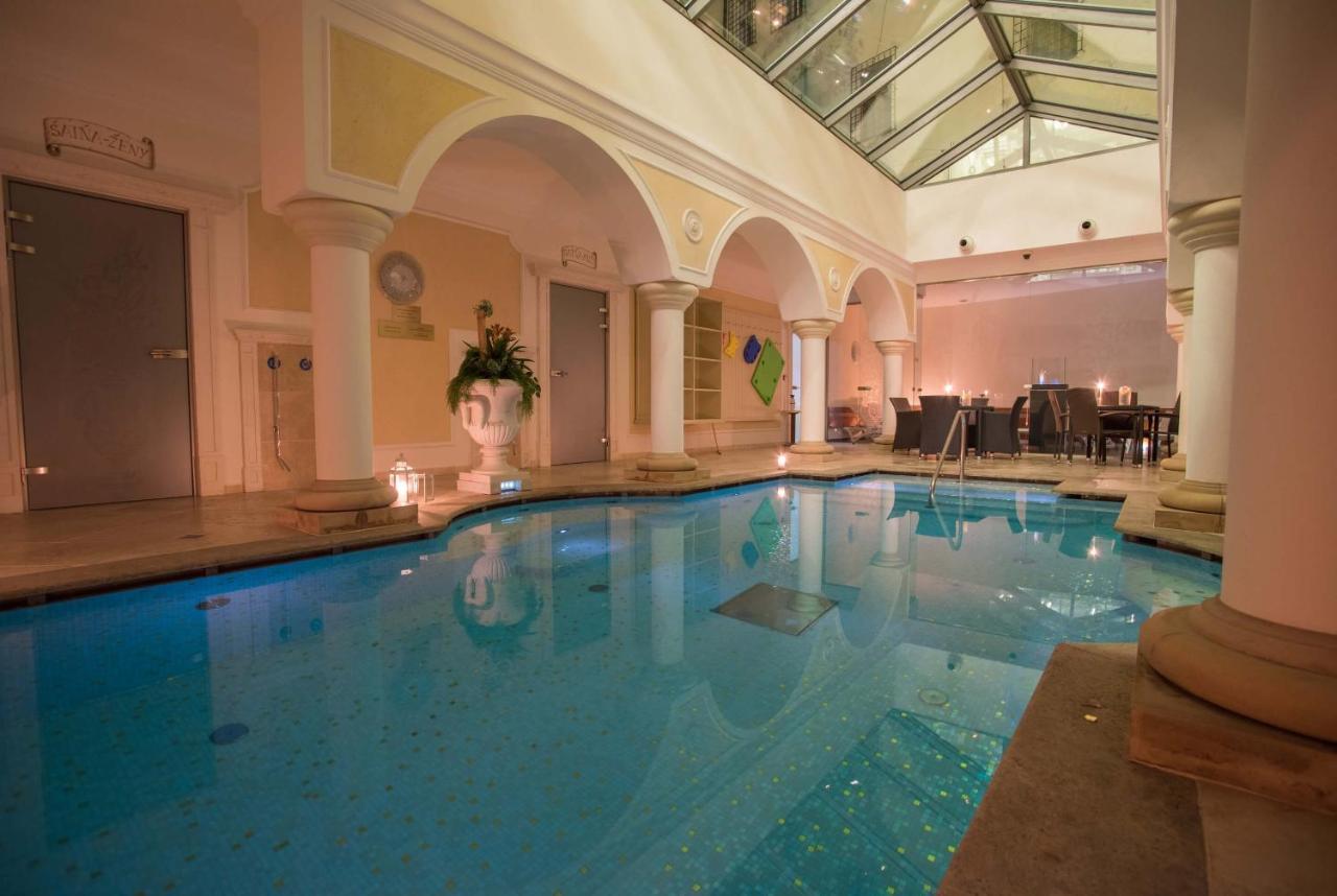 Hotel Elizabeth Trencin Ngoại thất bức ảnh