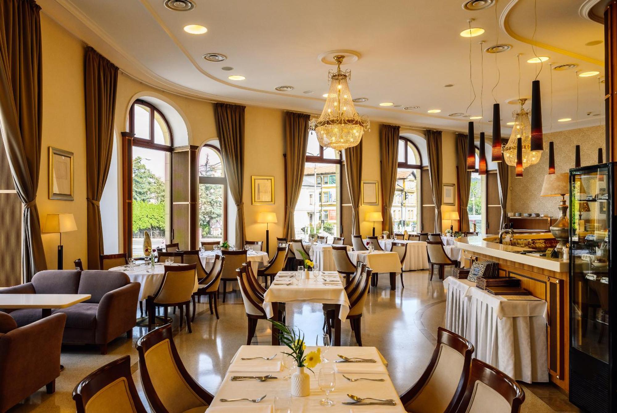 Hotel Elizabeth Trencin Ngoại thất bức ảnh