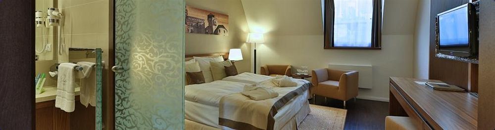 Hotel Elizabeth Trencin Ngoại thất bức ảnh